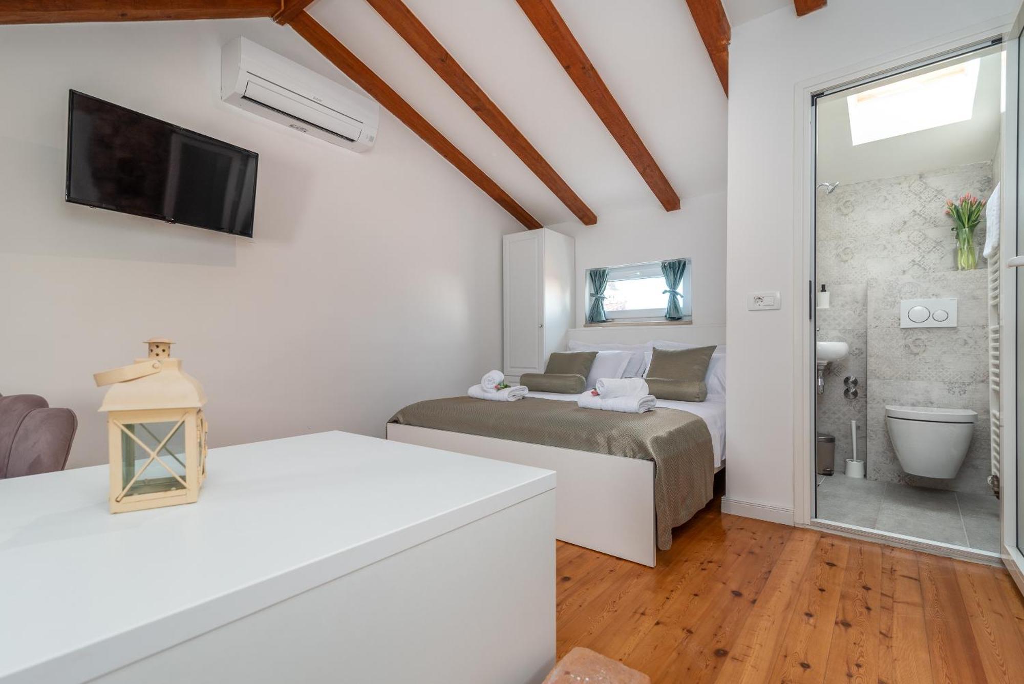 Villa Manero Trogir Exterior foto